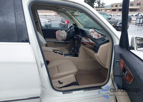 2010 Mercedes-Benz Glk 350 4Matic z USA, uszkodzony, nr VIN WDCGG8HB1AF403881